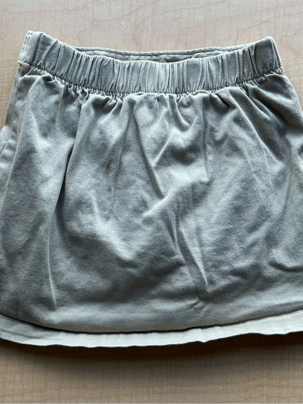 Old Navy Kids Khaki Pleated School Uniform Skort - Elastic Waist Size 8